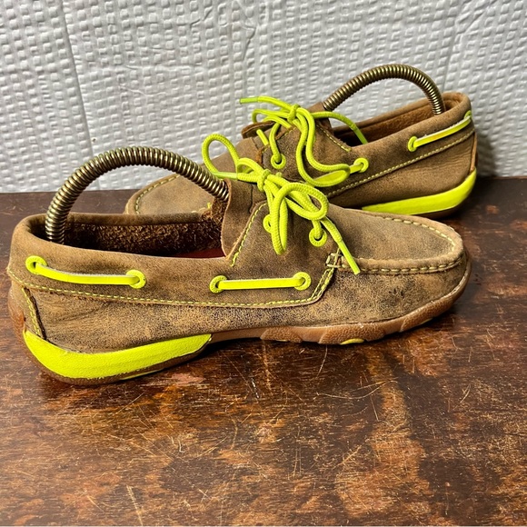 Twisted X Ladies Bomber Neon Yellow Driving Mocs Boat Shoes WDM0010 Size 6.5M - Picture 5 of 9